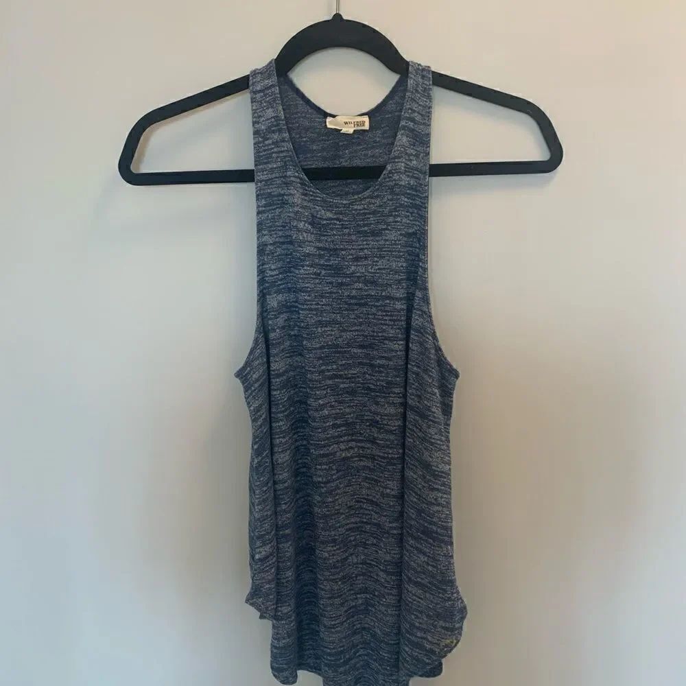 Aritzia Wilfred blue medium tank top